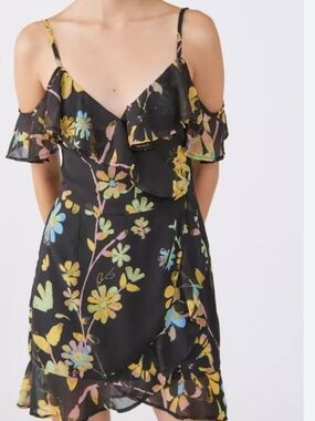 NWT Urban Outfitters Teyanna Floral Cold Shoulder Mini Dress Sz Lg
